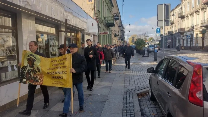 Jubileuszowy Męski Publiczny Różaniec w Piotrkowie. To już 5 lat!