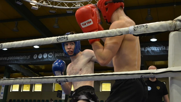 Widowiskowe walki w piotrkowskiej hali Relax