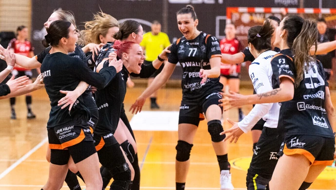 Niespodzianka w Kobierzycach! Trzy punkty jadą do Piotrkowa