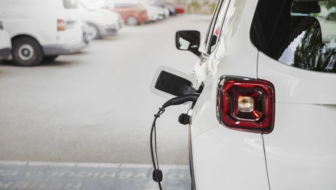 Elektryki na ulicach Piotrkowa. Ile ich jest?