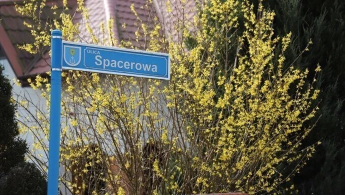 Ulica Spacerowa w Woli Krzysztoporskiej i Woźniki z dofinansowaniem