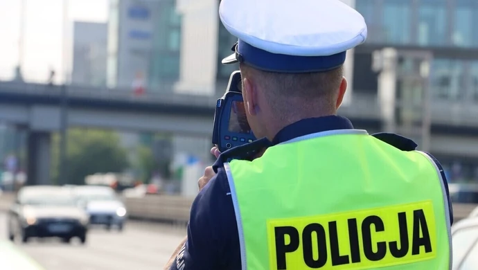 Dzisiaj więcej patroli na drogach