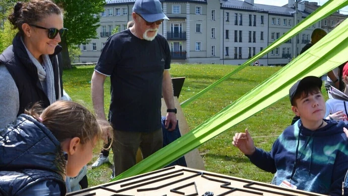 Piknik Klubu Młodego Odkrywcy bawił i inspirował całe rodziny