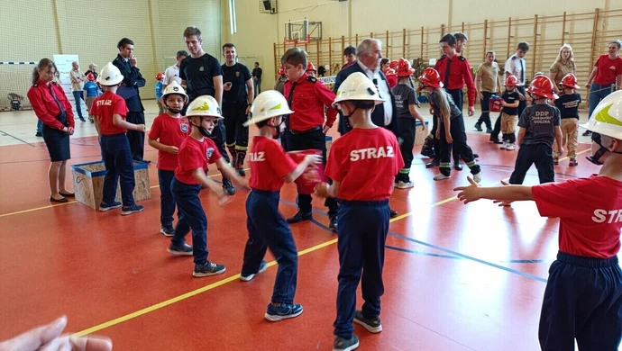 "Czerwone Strzały" walczyły o puchar