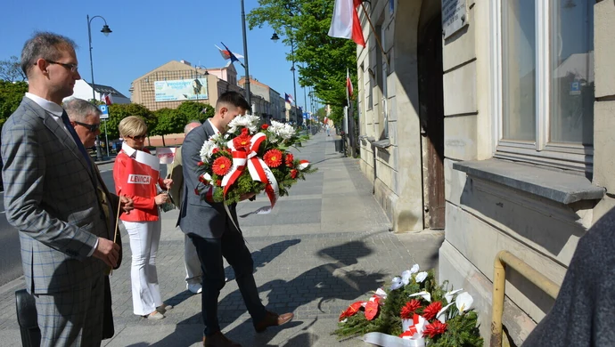 Przedstawiciele piotrkowskiej lewicy upamiętnili Święto Pracy