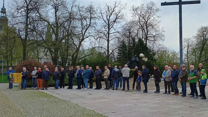 Majowy Męski Różaniec ulicami Piotrkowa