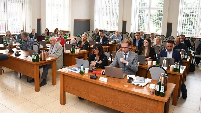 Znamy składy komisji Rady Miasta i wynagrodzenie prezydenta