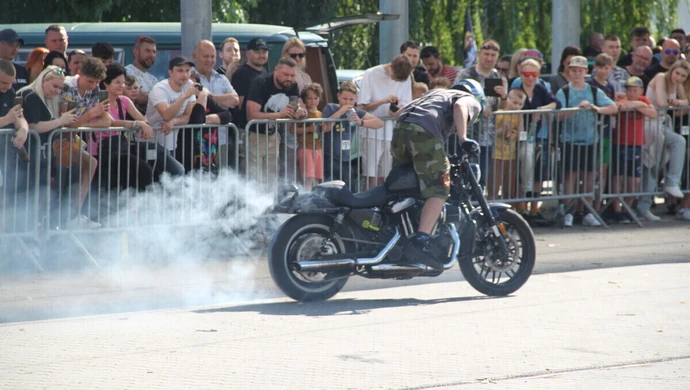 Motoryzacyjne święto rozpoczęte! Tłumy zebrały się w Moszczenicy