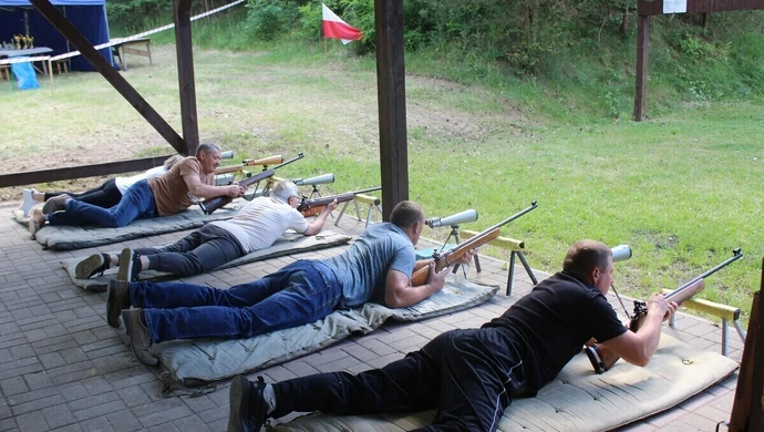 Radni gminy Grabica strzelali po nagrody