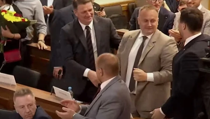 Joanna Skrzydlewska marszałkiem województwa łódzkiego. Wicemarszałkiem Piotr Wojtysiak, Artur Ostrowski w zarządzie