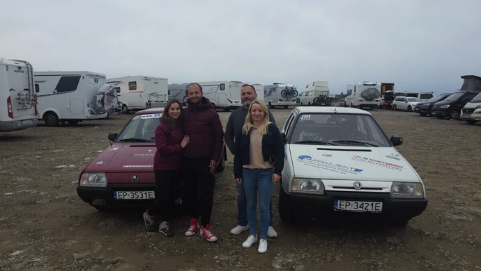 Piotrkowianie w rajdzie Złombol. Dotarli na północny kraniec Europy