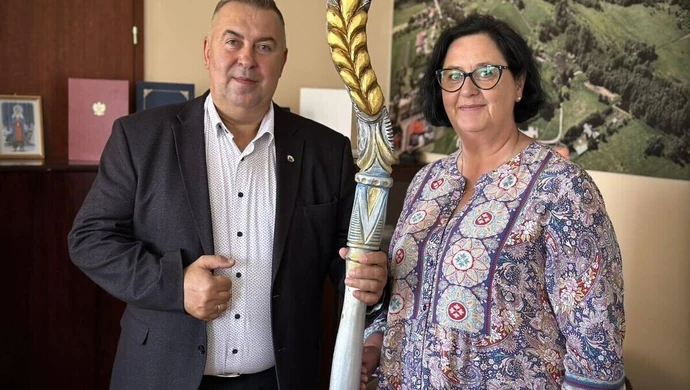 Dożynkowy kłos oficjalnie przekazany. Wiemy kto gwiazdą imprezy!