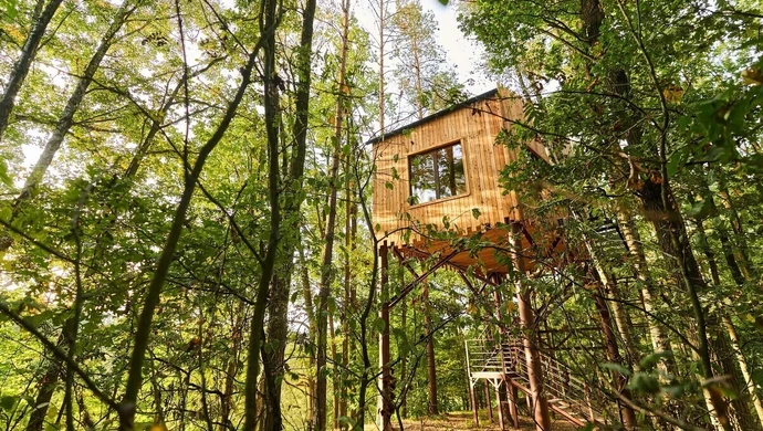 Odkryj niezwykłe noclegi w okolicy Piotrkowa Trybunalskiego