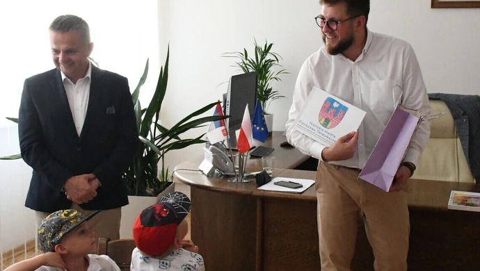 Przedszkolaki odwiedziły Urząd Miasta