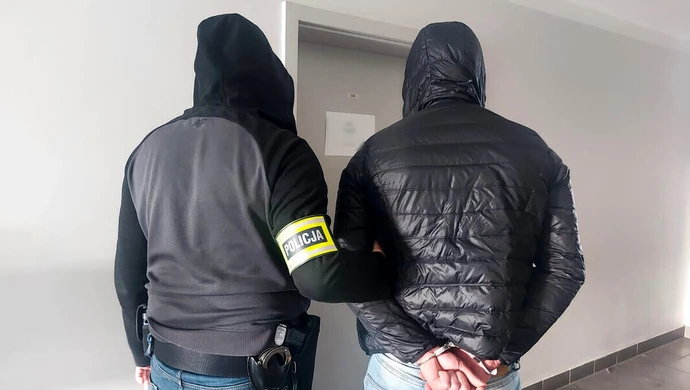 Atak nożownika w Piotrkowie. Ranny 50-latek. Znamy oświadczenie policji.