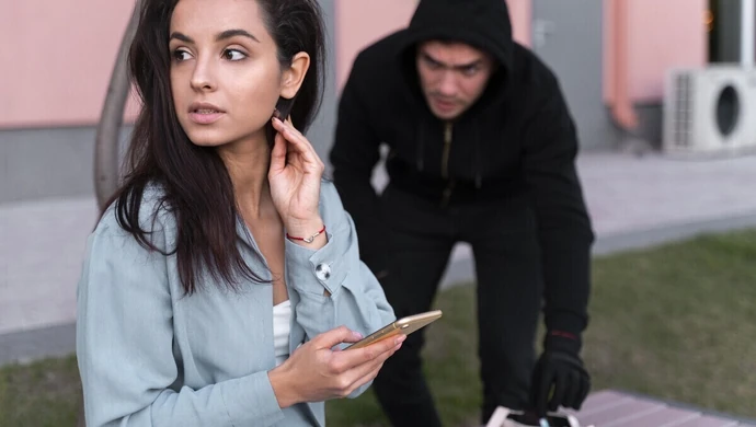 Oszustwo na "policjanta". Piotrkowianka straciła 75 tys. złotych