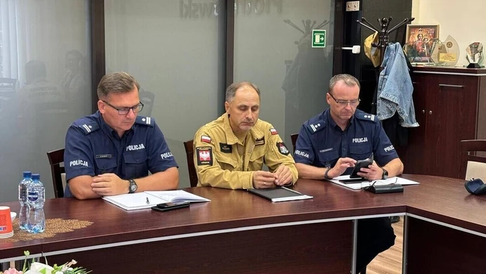 Nadzwyczajne posiedzenie Powiatowego Zespołu Zarządzania Kryzysowego