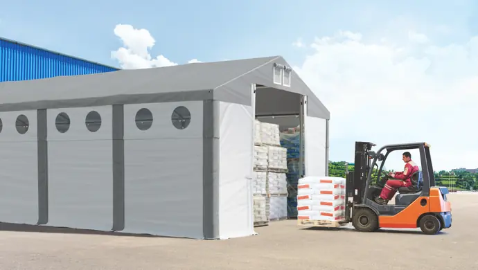 Całoroczne hale namiotowe &#8212; alternatywa dla budynków