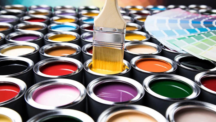 Jak wybrać i gdzie kupić odpowiednią farbę do wnętrz?