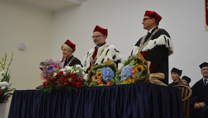 Akademia Piotrkowska. Z nadziejami w nowy rok akademicki