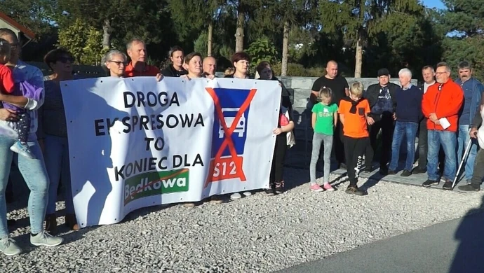 Mieszkańcy nie chcą, aby S12 przebiegała przez ich teren