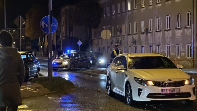 Potrącenie kobiety na przejściu na Sulejowskiej