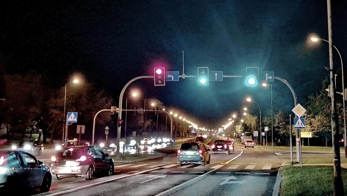 Ciemno&#8230; jak na pasach w Piotrkowie!