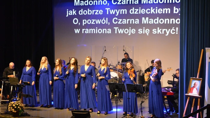 Koncert papieski w Woli Krzysztoporskiej