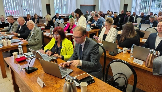 Radni napisali list do marszałka województwa w sprawie śmieci