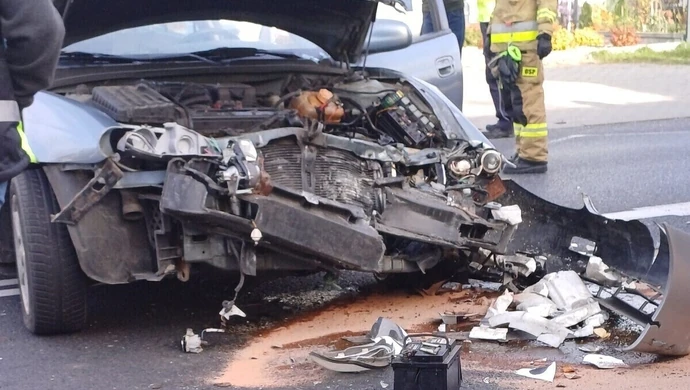 Wypadek na DK12 w Sulejowie