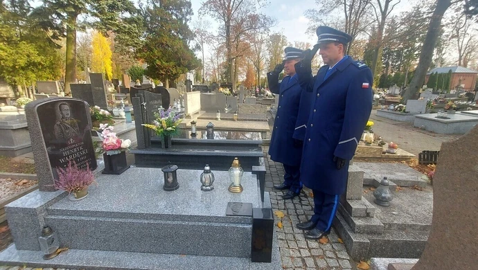 Policja pamięta o swoim byłym komendancie