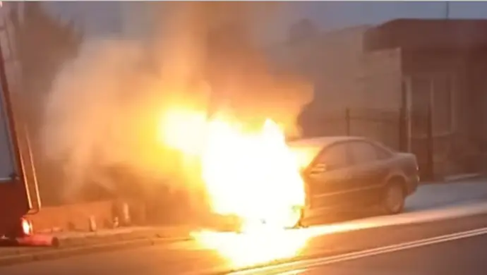 Pożar samochodu w Sulejowie. Są utrudnienia!