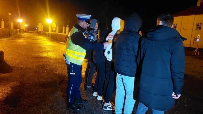 Policja zachęca do zadbania o bezpieczeństwo pieszych