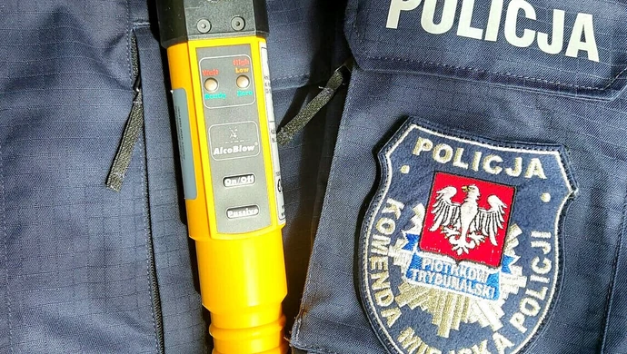 Policjanci myśleli że zasłabła, była kompletnie pijana
