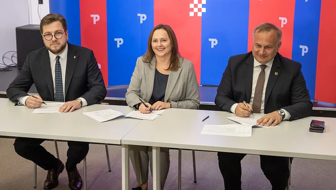 25 samorządów z województwa łódzkiego otrzyma niemal 42 mln euro