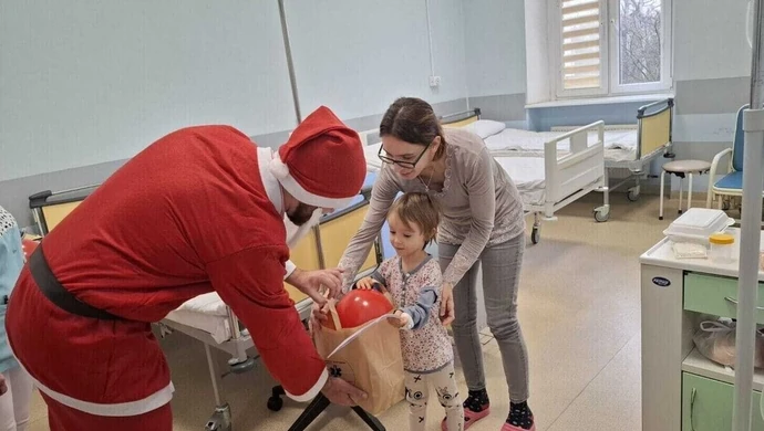 Święty Mikołaj także w Szpitalu Wojewódzkim w Piotrkowie