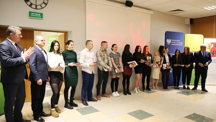 Powiat piotrkowski najlepszy wśród powiatów we współzawodnictwie LZS