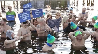 Wielkie zakończenie sezonu morsowania