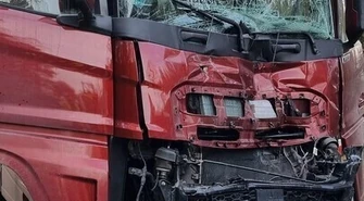 Zderzenie trzech samochodów na DK74