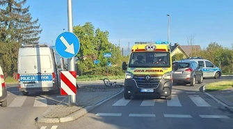 Potrącenie rowerzysty w Al. 800-lecia