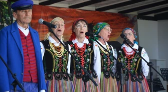 &#8222;Folklor znajdzie cię wszędzie&#8221;. Rodzinny piknik w Mzurkach