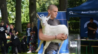 Festyn "Zawodowe Lato w Bujnach". Nauka przez zabawę na koniec roku szkolnego