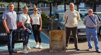 Radna nie została wywieziona na taczce. Na razie&#8230;