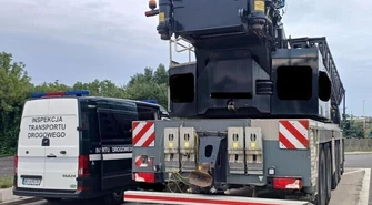Nienormatywny dźwig zatrzymany przez ITD na Wojska Polskiego