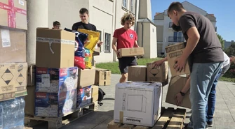 Dary od &#8222;Chrobrego&#8221; z Piotrkowa dla &#8222;Chrobrego&#8221; z Kłodzka