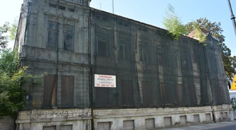 Zrujnowany &#8222;Comfort&#8221; wystawiony na sprzedaż