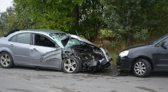 Groźny wypadek na Przemysłowej w Piotrkowie ZDJĘCIA