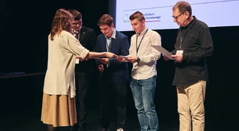 Piotrków &#8211; miasto filmu i trybunału. Sukces uczniów Chrobrego w ogólnopolskim projekcie