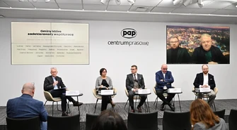 Samorządowcy przyłączają się do apelu: niemal 2 miliony Polaków nie ma apteki w gminie