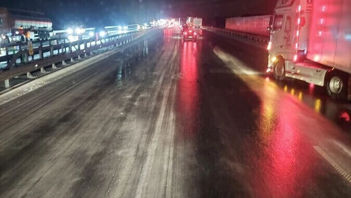 Zima zaatakowała. Niebezpiecznie na drogach